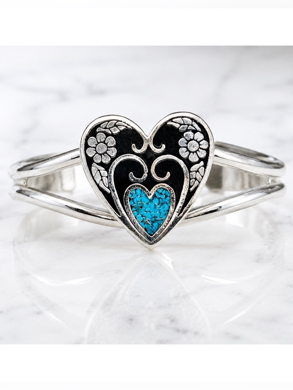 Vintage Southwestern Turquoise Inlay Cuff Bracelet Silver Tone Statement Heart